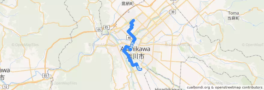 Mapa del recorrido [80]春光6条・医大線 de la línea  en 旭川市.