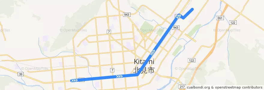 Mapa del recorrido 三輪・小泉線 de la línea  en 北見市.