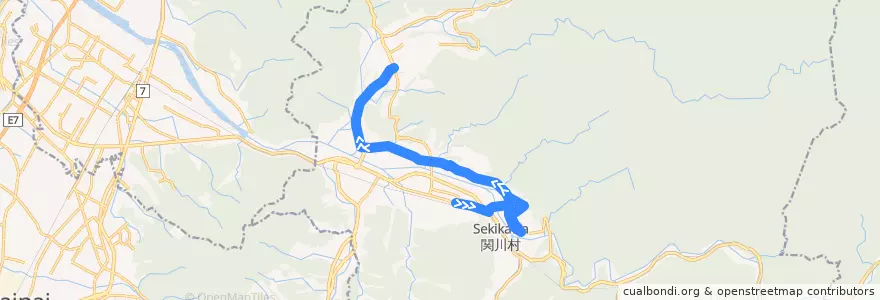Mapa del recorrido 下関-高瀬-上野新 線 de la línea  en 関川村.
