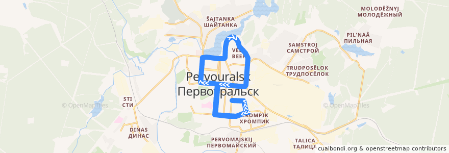 Mapa del recorrido Автобус 18. Папанинцев - Космонавтов - Береговая - Вайнера - Папанинцев de la línea  en городской округ Первоуральск.