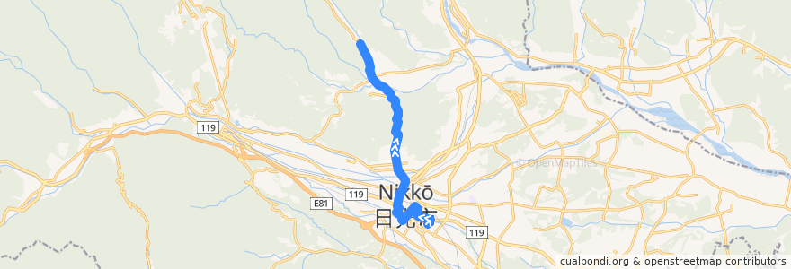 Mapa del recorrido 日光市役所⇒穴沢 de la línea  en Nikkō.