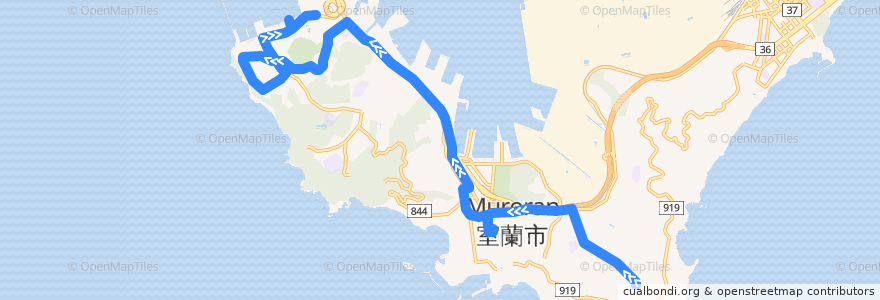 Mapa del recorrido みたら・水族館前地球岬団地線 de la línea  en 室蘭市.