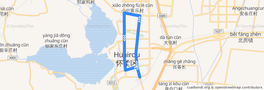 Mapa del recorrido H61 内环 怀柔商业街东口->后横街 de la línea  en Huairou District.